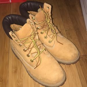 Timberlands boots !!